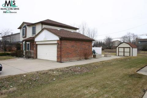 46850 Tilch Road Macomb, MI 48044 - Photo 8 of 8 490091-7.JPG