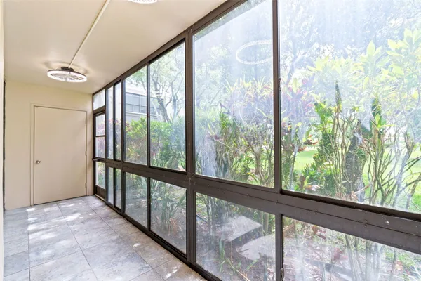 $2,000 | 5310 Las Verdes Circle, Unit 106, Delray Beach, FL 33484