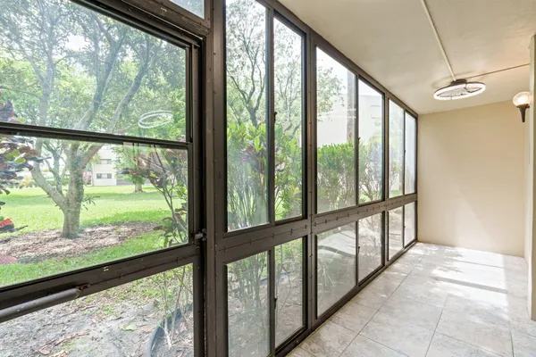 $2,000 | 5310 Las Verdes Circle, Unit 106, Delray Beach, FL 33484