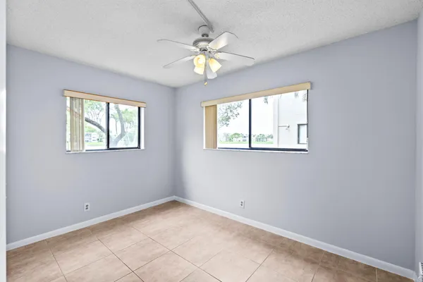 $2,000 | 5310 Las Verdes Circle, Unit 106, Delray Beach, FL 33484