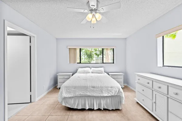 $2,000 | 5310 Las Verdes Circle, Unit 106, Delray Beach, FL 33484