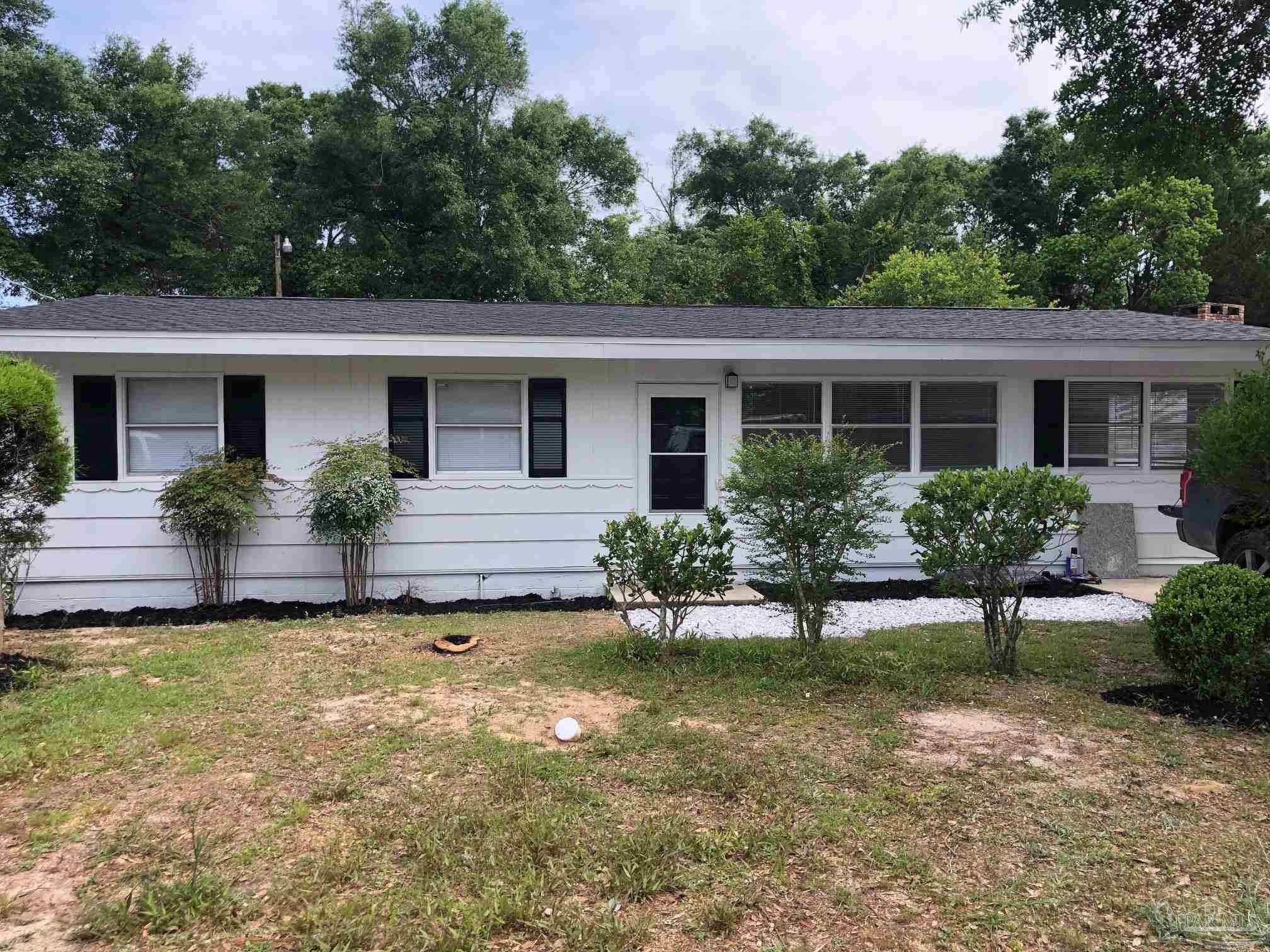 6561 Hamilton Bridge Road Milton, FL 32570 - Photo 1 of 7 Gallery Image 1