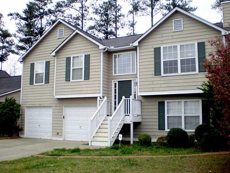 Exterior Front. GREAT FLOOR PLAN FOR FAMILY OR ROOMATES