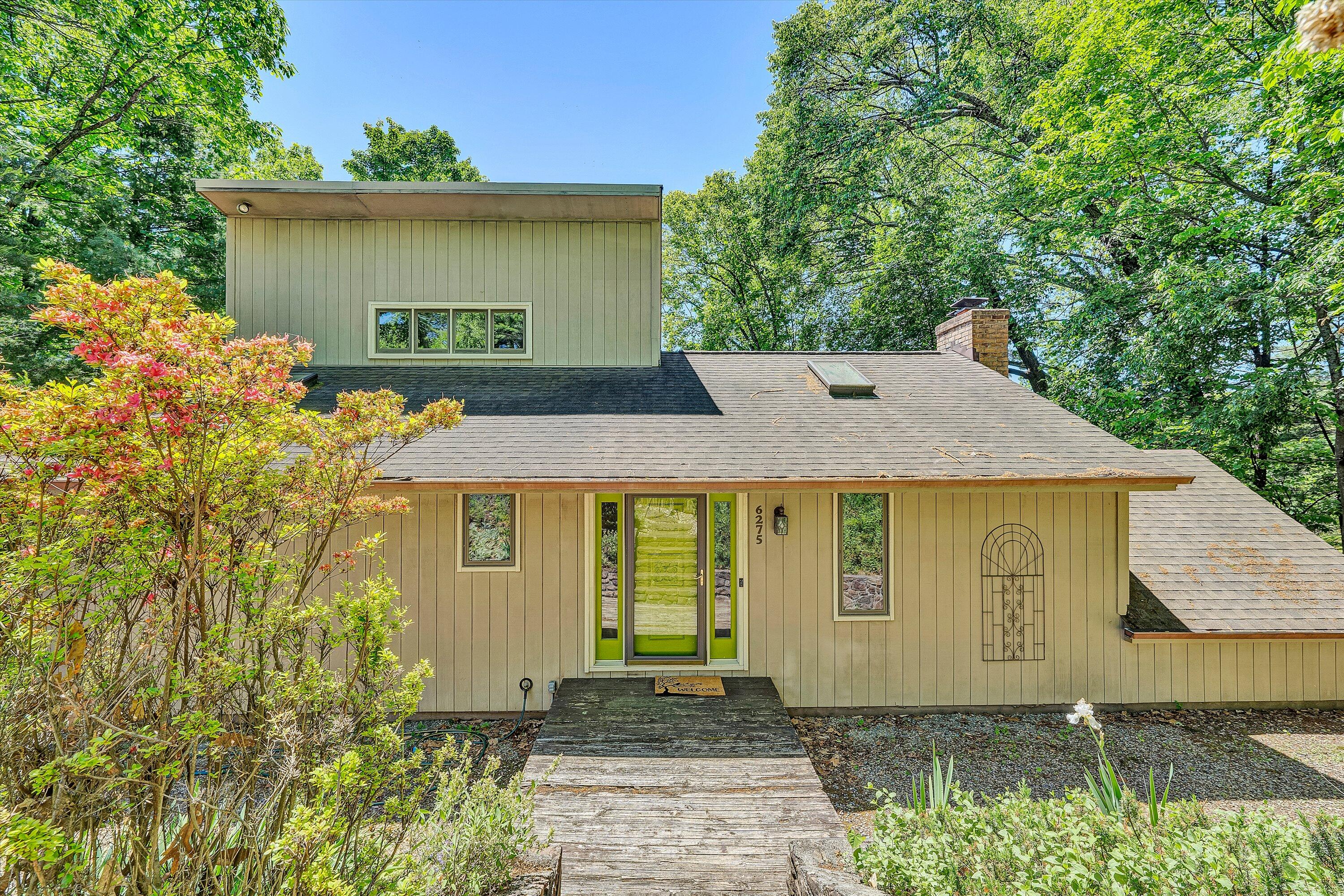 6275 Smokey Ridge Road Roanoke, VA 24018 - Photo 3 of 40 03-SGP-08380