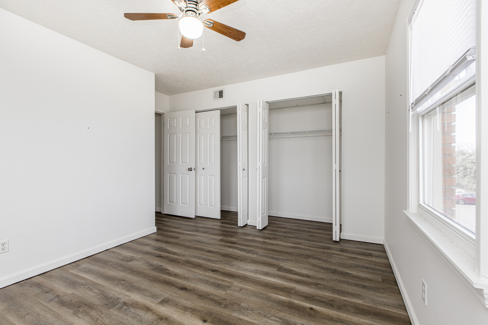 10 Willedrob Road, Unit 24 Bloomington, IL 61701 - Photo 9 of 11 Gallery Image 9