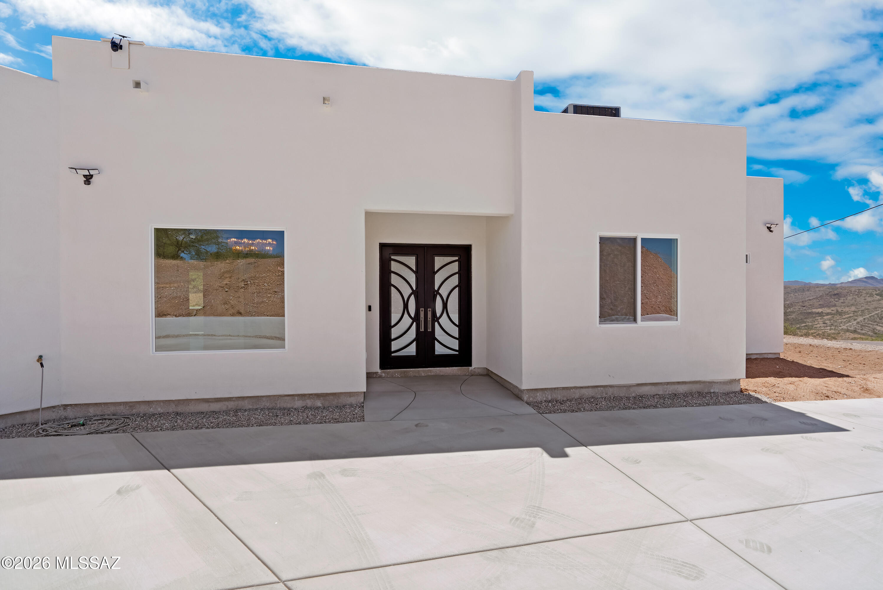 551 Camino Kansas Rio Rico, AZ 85648 - Photo 4 of 50 1 Front Yard-3