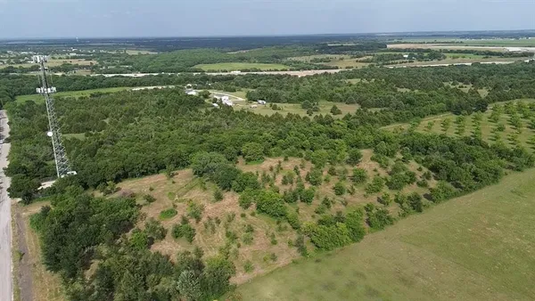 $225,000 | 210 Wester Road, Ferris, TX 75125