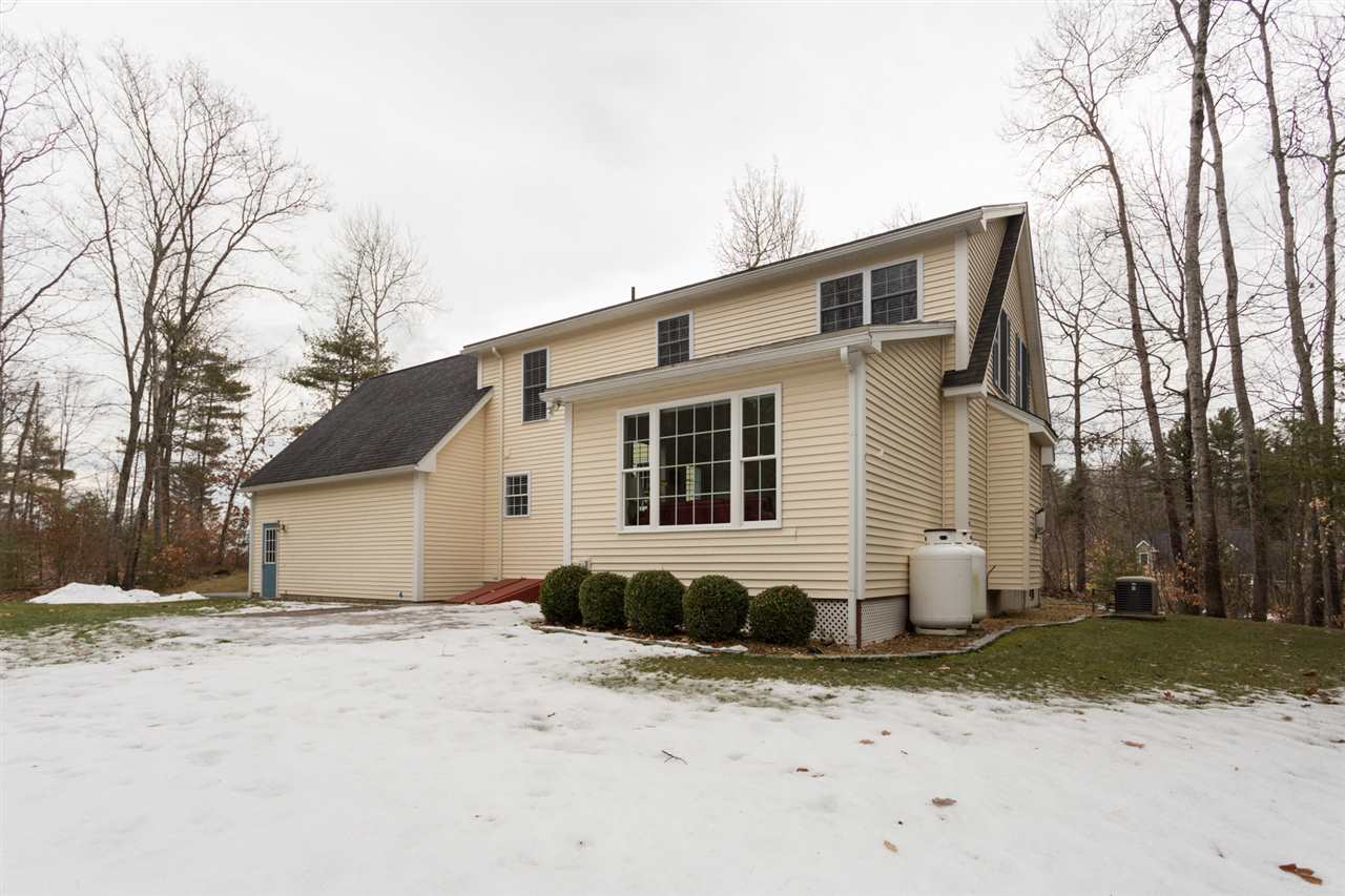 40 Francesca Way Nottingham, NH 03290 - Photo 4 of 36