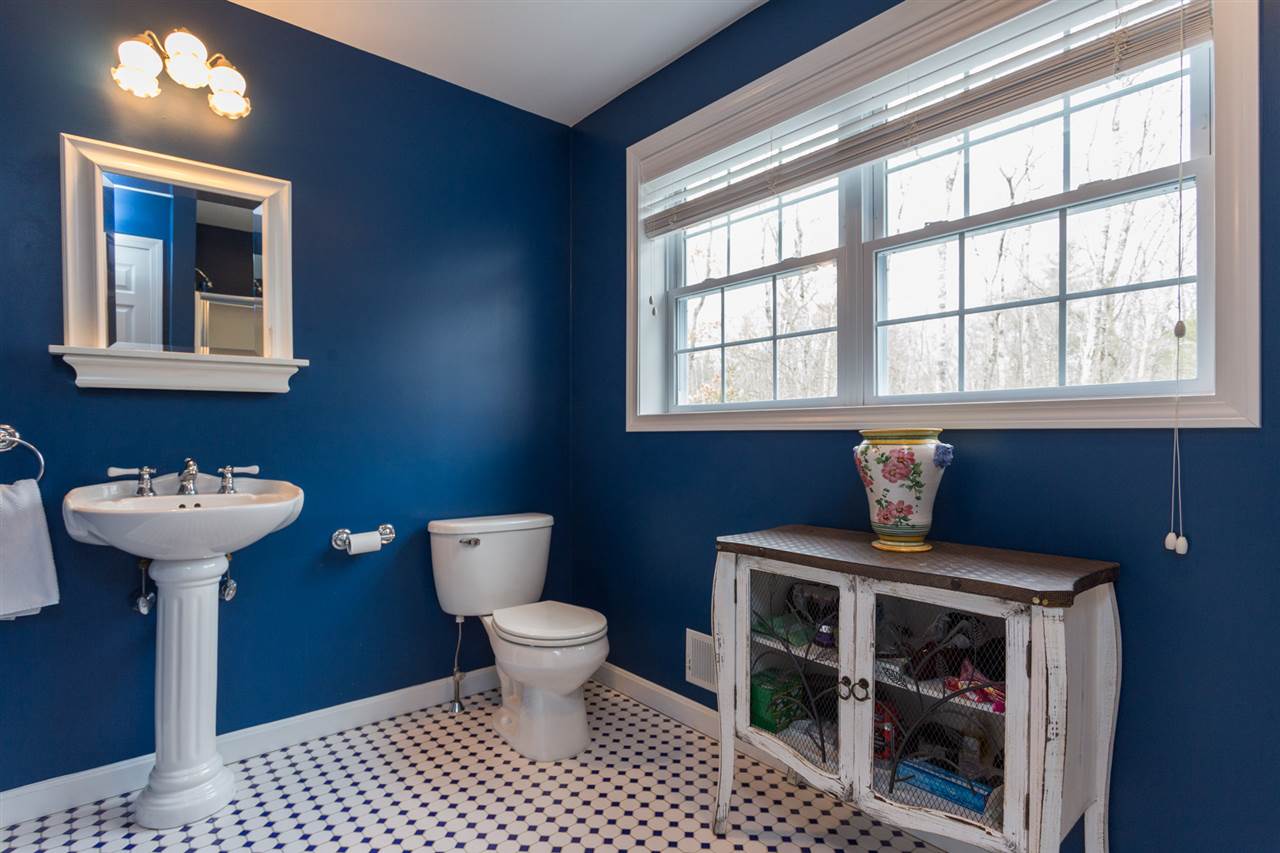 40 Francesca Way Nottingham, NH 03290 - Photo 32 of 36
