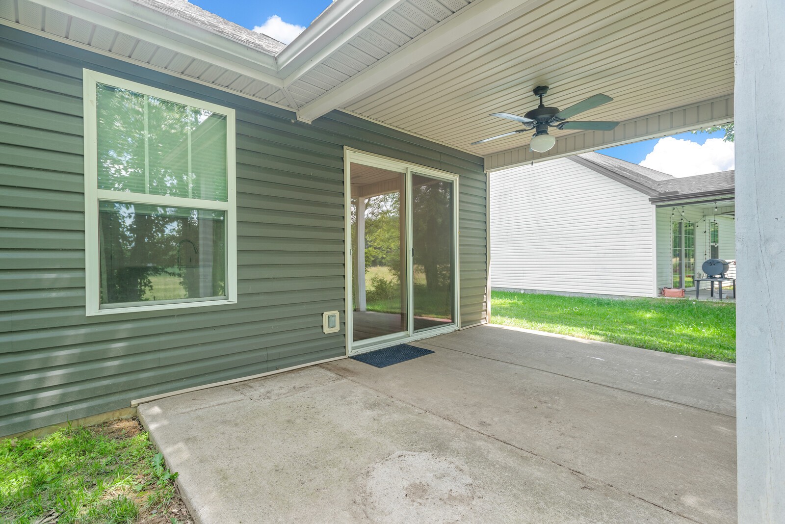 357 Fieldstone Lane Springfield, TN 37172 - Photo 35 of 46 a view of a porch with a backyard