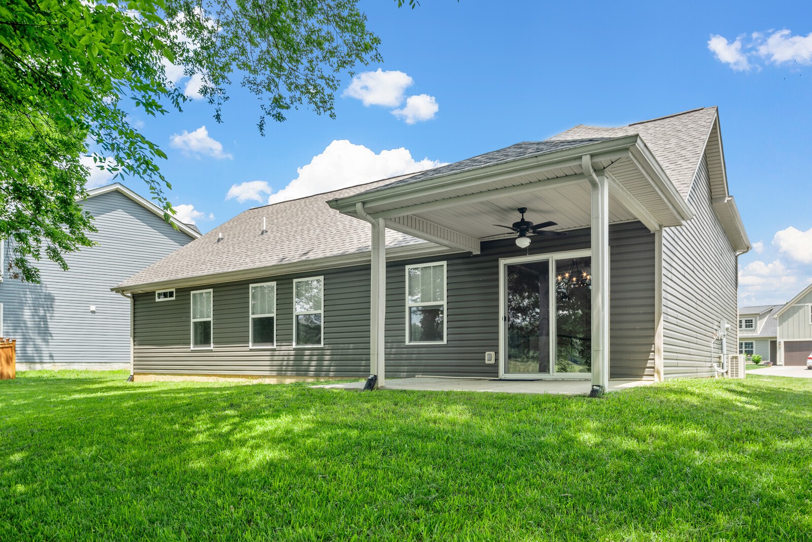 357 Fieldstone Lane Springfield, TN 37172 - Photo 38 of 46 front view of a house with a garden