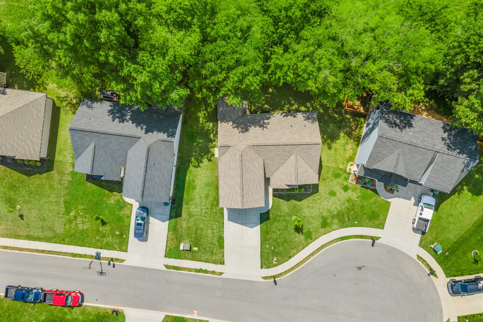 357 Fieldstone Lane Springfield, TN 37172 - Photo 41 of 46 an aerial view of a house with garden space and street view