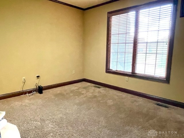 1454 Kingsgate Road Springfield, OH 45503 - Photo 16 of 34