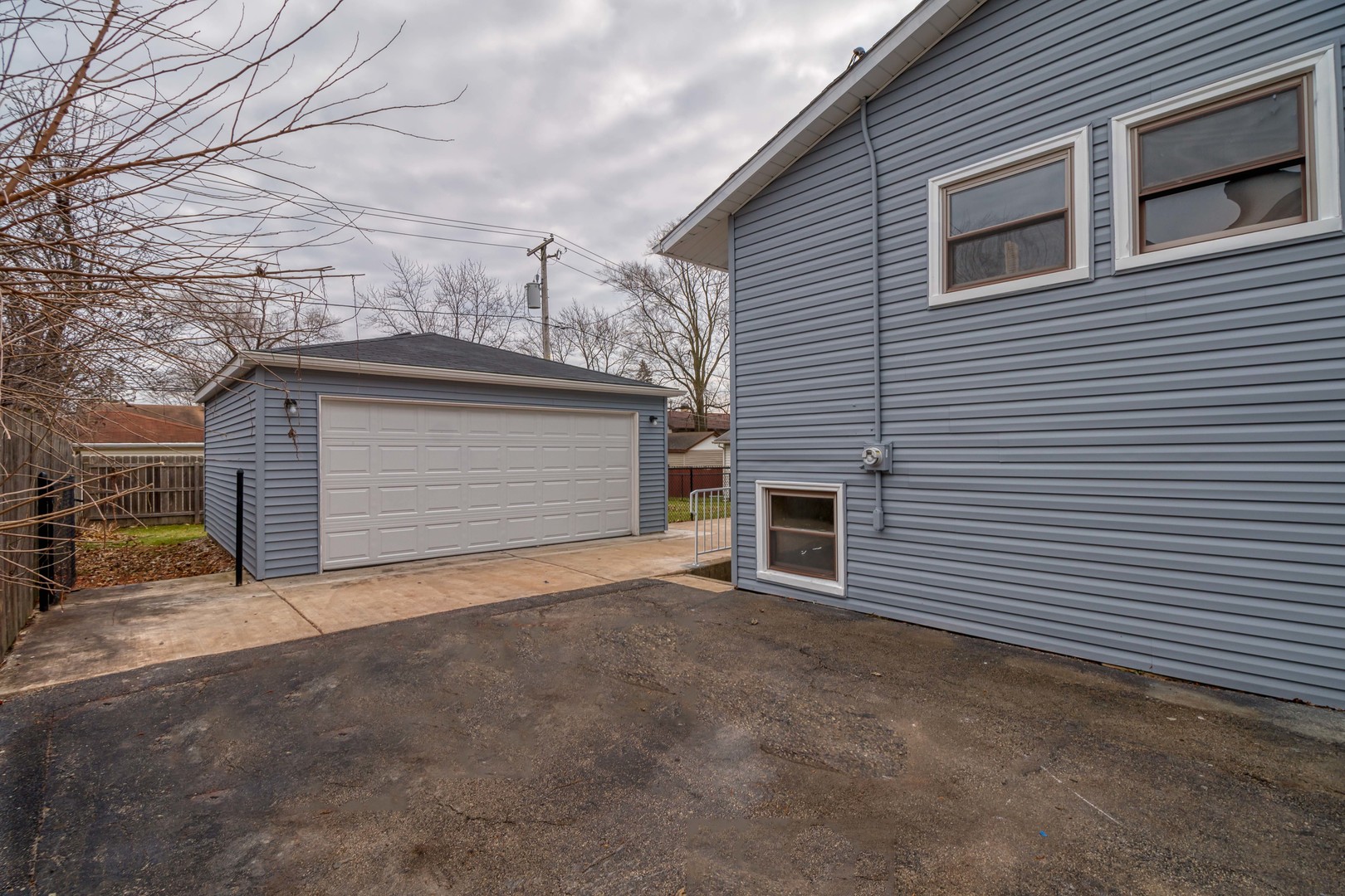 128 McCabe Drive Streamwood, IL 60107 - Photo 5 of 31