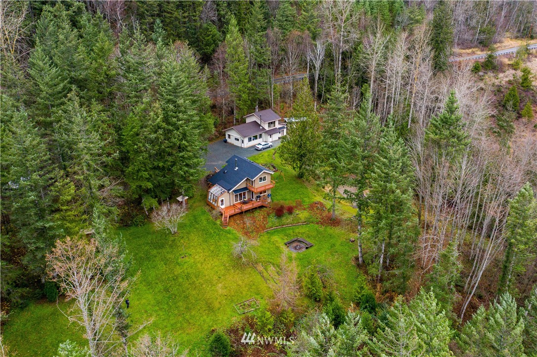 4675 South Pass Road Sumas, WA 98295 - Photo 2 of 25
