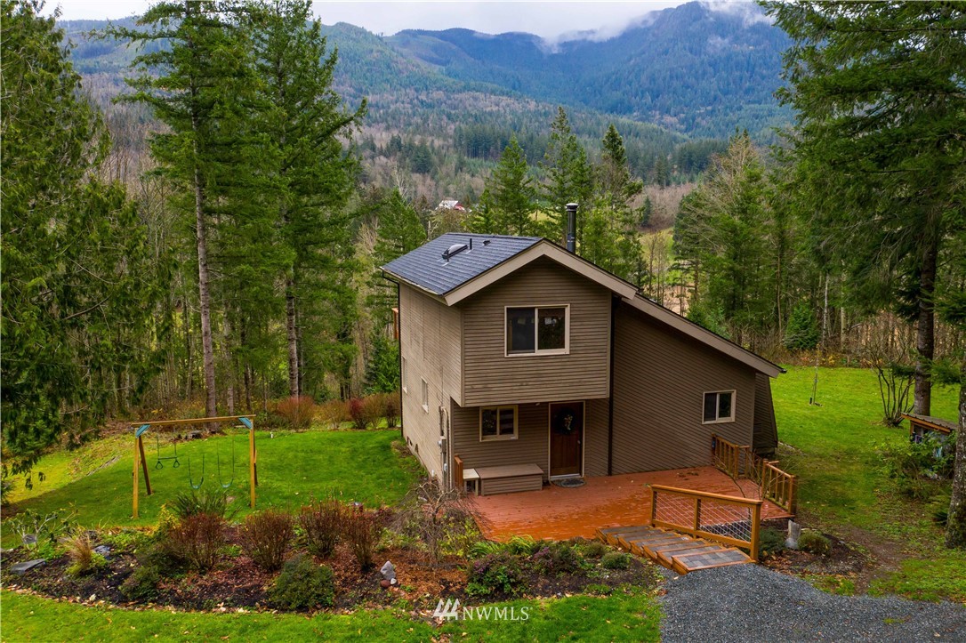 4675 South Pass Road Sumas, WA 98295 - Photo 3 of 25