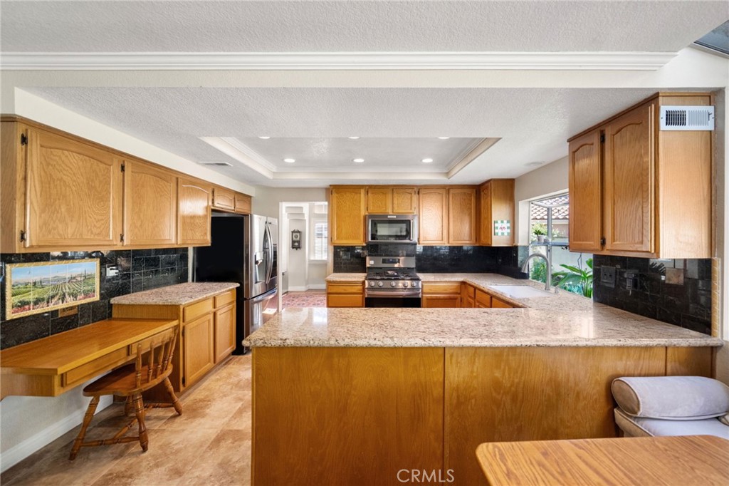 30006 Corte Cantera Temecula, CA 92591 - Photo 17 of 51