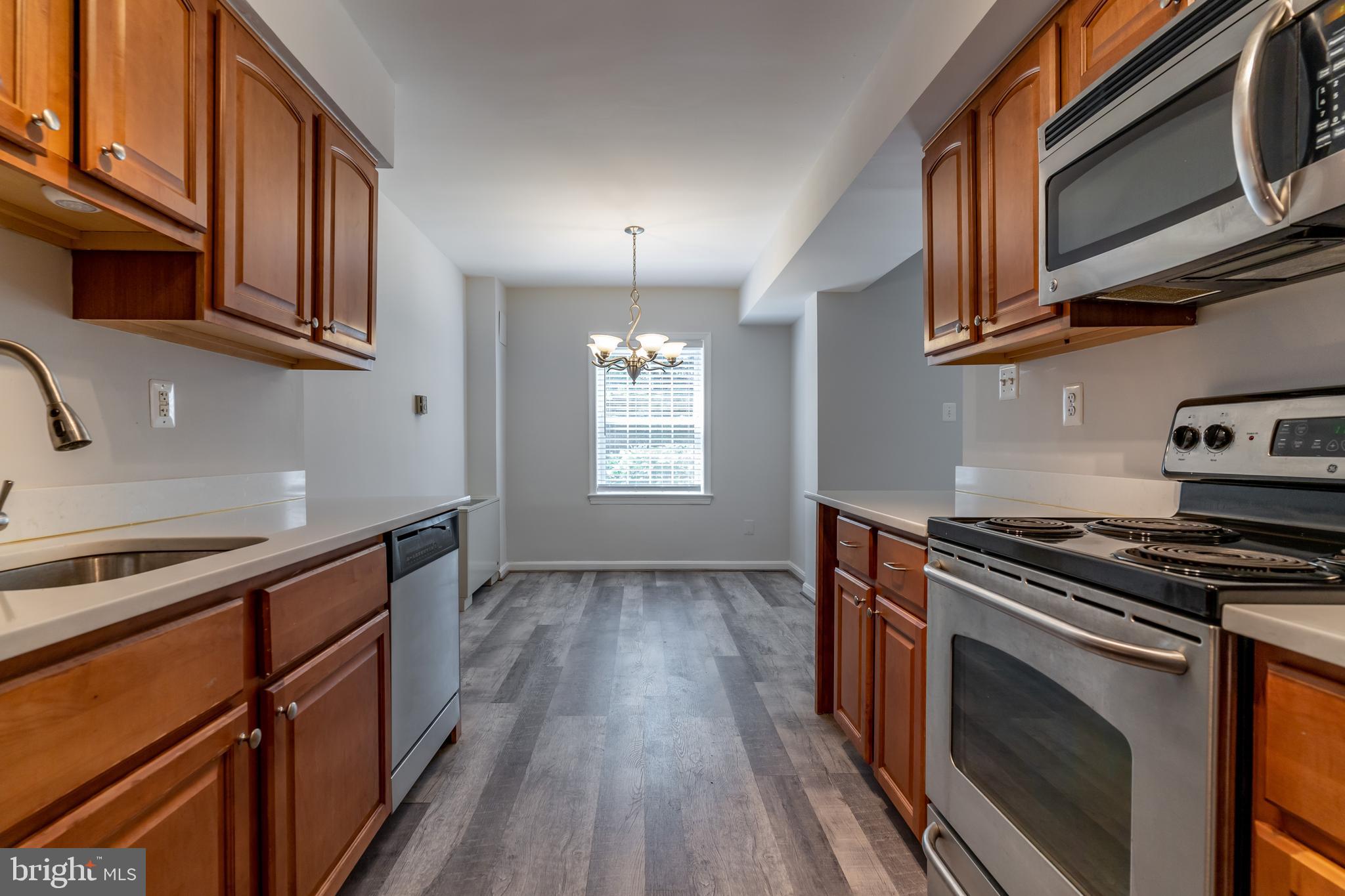 3336 Spring Lane, Unit A12 Falls Church, VA 22041 - Photo 10 of 23