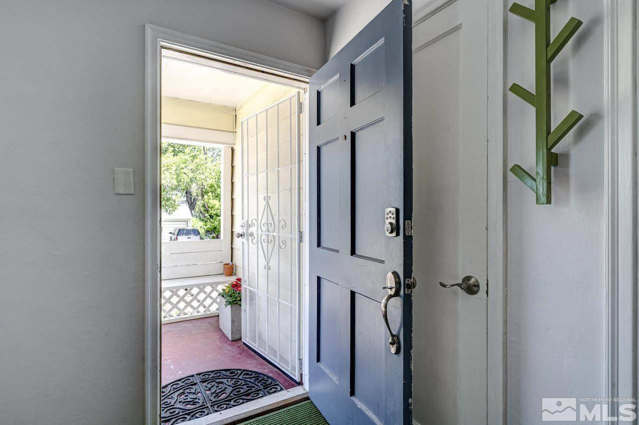 1655 Knox Avenue Reno, NV 89509 - Photo 5 of 40 Photo 5