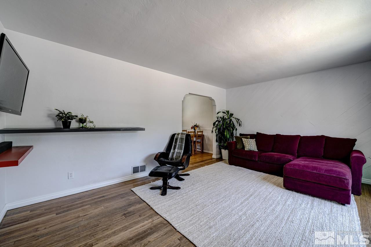 1655 Knox Avenue Reno, NV 89509 - Photo 7 of 40 Photo 7