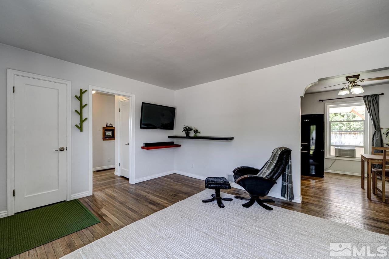 1655 Knox Avenue Reno, NV 89509 - Photo 9 of 40 Photo 9
