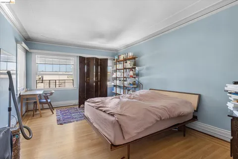$1,495,000 | 647 Beacon Street, Oakland, CA 94610