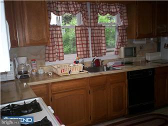129 Blake Avenue Rockledge, PA 19046 - Photo 6 of 12 Kitchen
