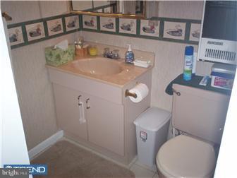 129 Blake Avenue Rockledge, PA 19046 - Photo 8 of 12 Bathroom