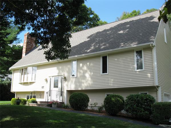 87 Hollytree Road Stoughton, MA 02072 - Photo 1 of 18 Gallery Image 1