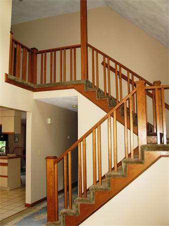 87 Hollytree Road Stoughton, MA 02072 - Photo 11 of 18 Gallery Image 11