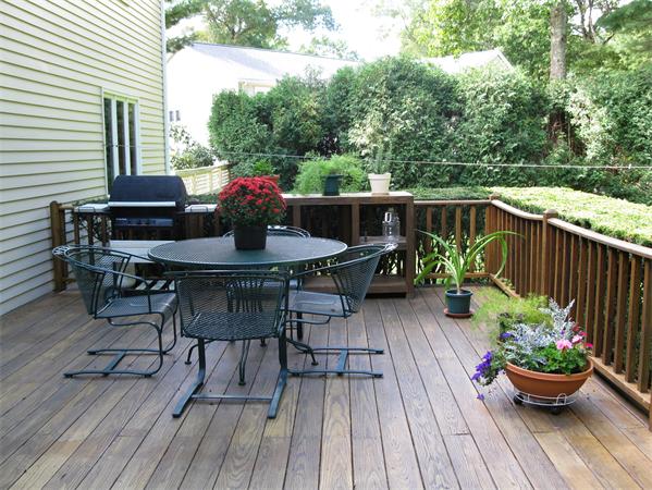 87 Hollytree Road Stoughton, MA 02072 - Photo 13 of 18 Gallery Image 13