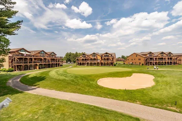 $269,900 | 1848-2 East 20th Court, Unit 2402, Arkdale, WI 54613