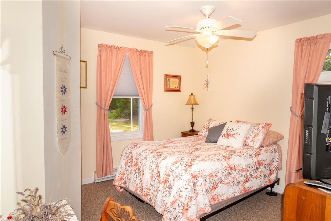 17 West Side Road South Kingstown, RI 02879 - Photo 35 of 49 Large second bedroom to hold a queen size bed