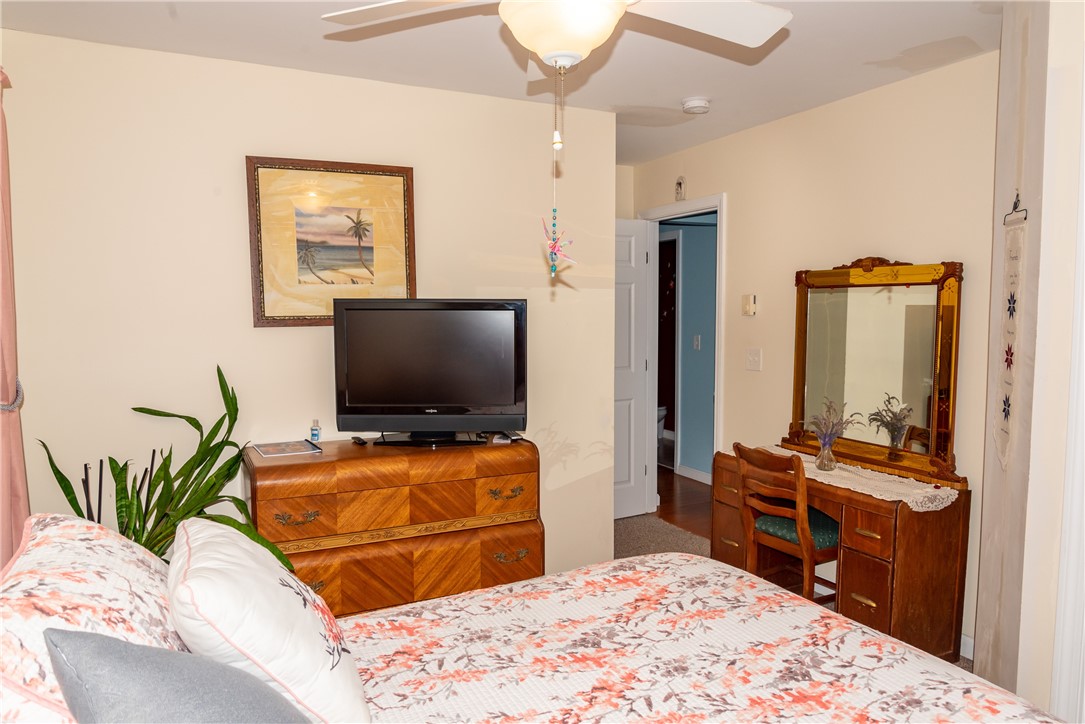 17 West Side Road South Kingstown, RI 02879 - Photo 36 of 49 Second bedroom another view