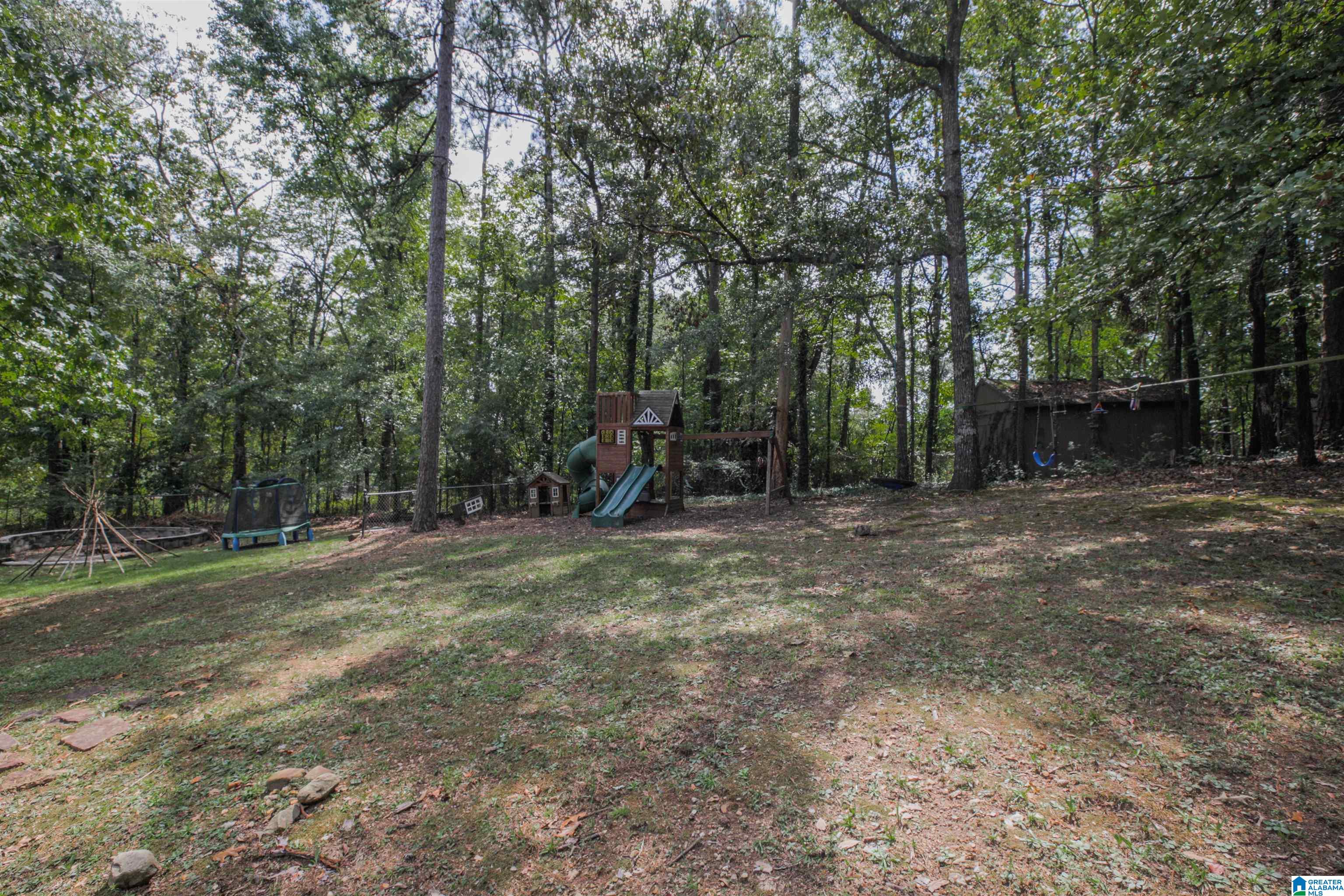 455 McGuire Road Pelham, AL 35124 - Photo 15 of 36