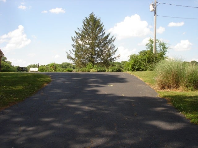 2875 Blackjack Road Franklin, KY 42134 - Photo 3 of 11 Gallery Image 3
