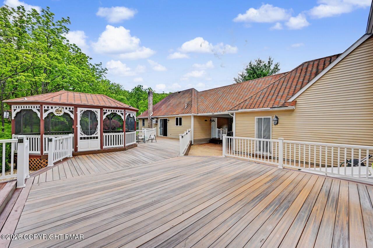 2134 Fox Run Road Stroudsburg, PA 18360 - Photo 79 of 110 2134 Fox Run photo 78