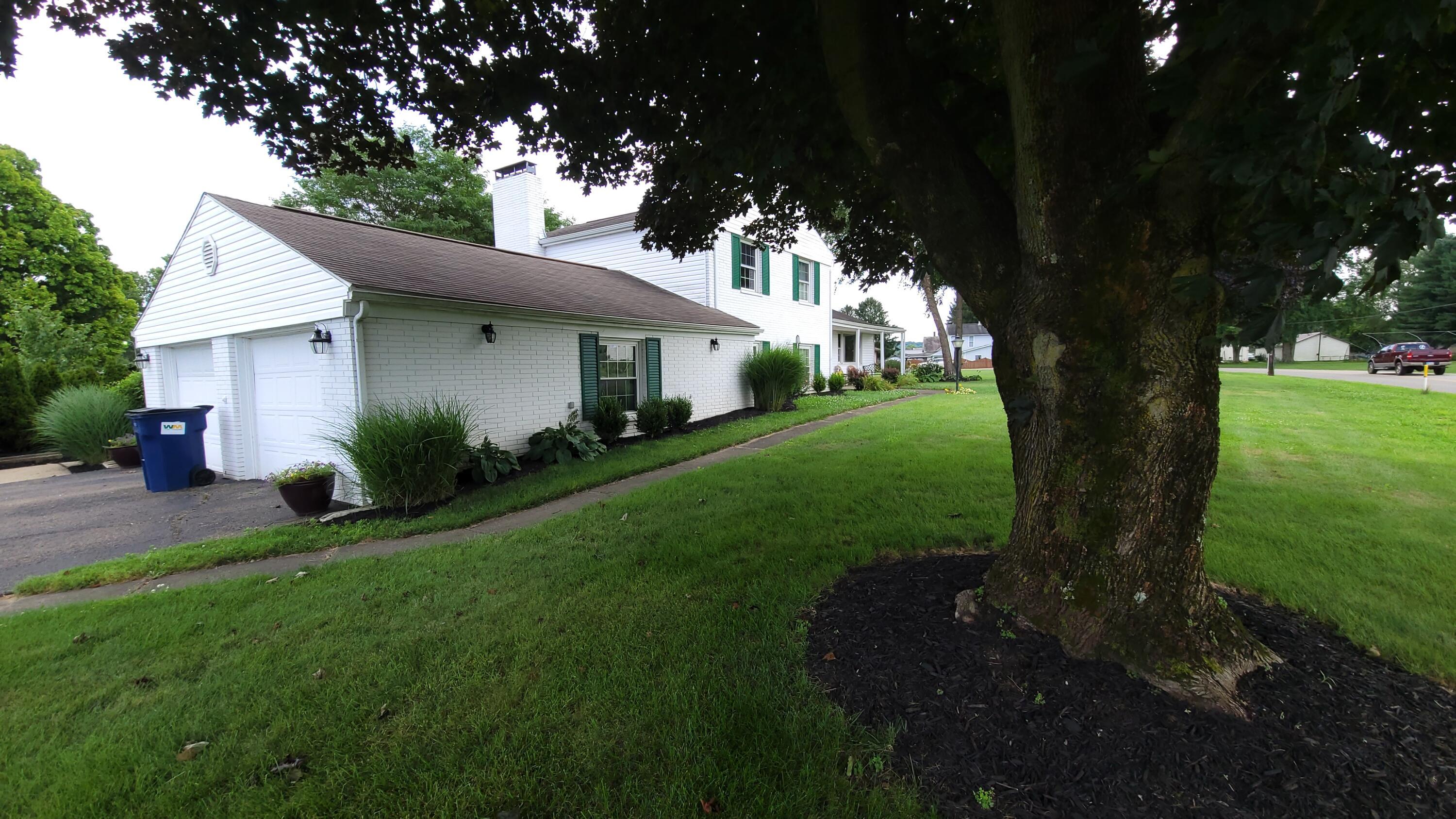 11070 Scout Road Frazeysburg, OH 43822 - Photo 2 of 37 20220729_162951