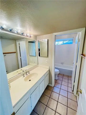 $3,195 | 25472 Day Lily Drive, Murrieta, CA 92563