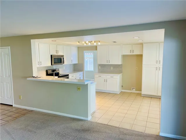 $3,195 | 25472 Day Lily Drive, Murrieta, CA 92563