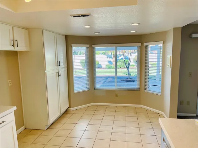 $3,195 | 25472 Day Lily Drive, Murrieta, CA 92563