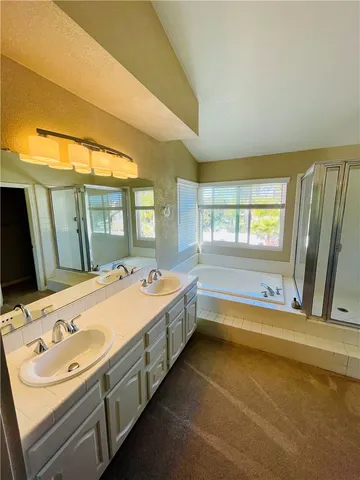 $3,195 | 25472 Day Lily Drive, Murrieta, CA 92563