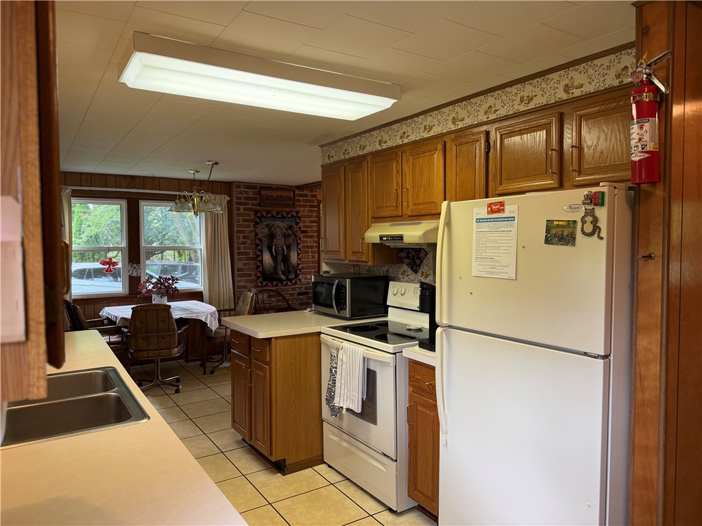 6250 Walkers Corner Road Byron, NY 14422 - Photo 5 of 25 Gallery Image 5
