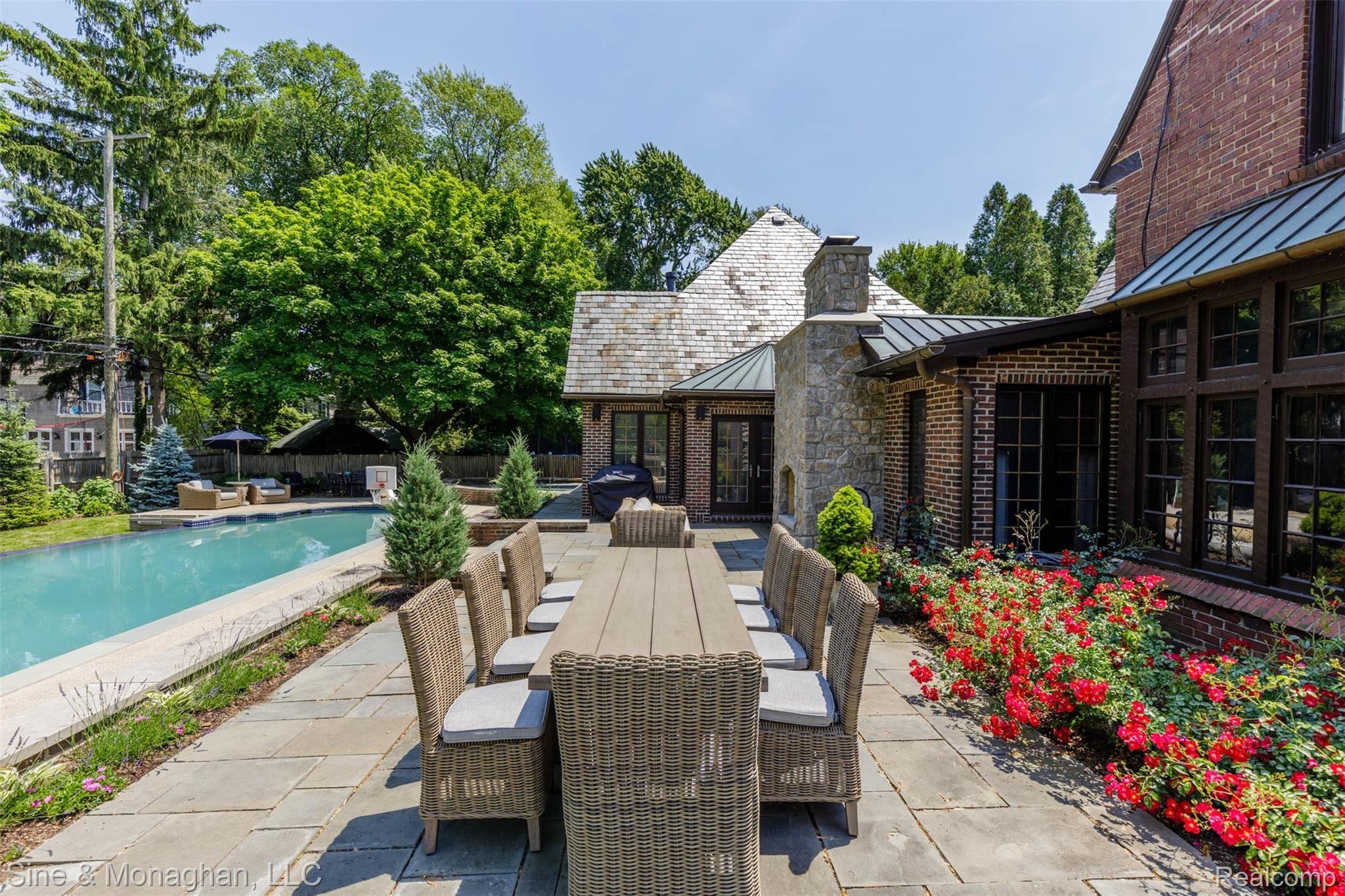 76 Cloverly Road Grosse Pointe, MI 48236 - Photo 60 of 74 76 Cloverly-70.jpg