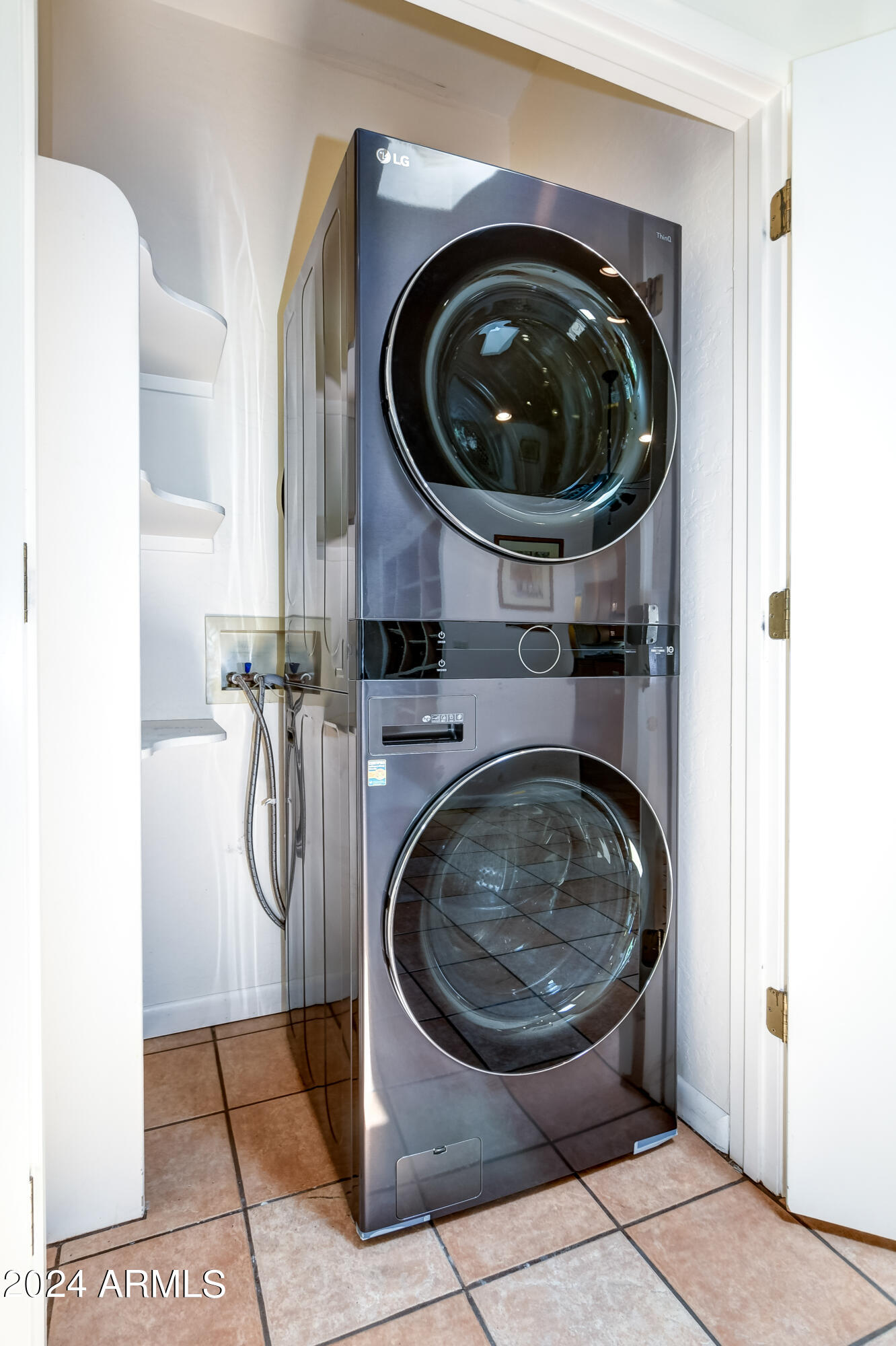 1820 Coyote Road Prescott, AZ 86303 - Photo 29 of 51 Laundry