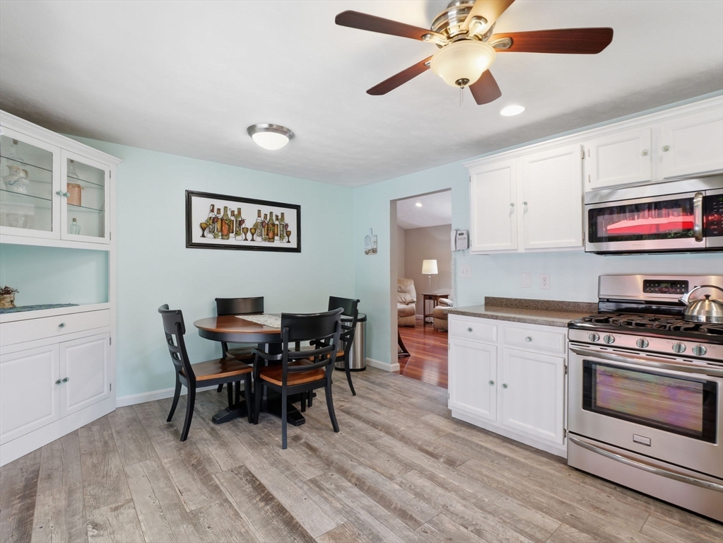 48 Oak Knoll Road Lowell, MA 01852 - Photo 8 of 41