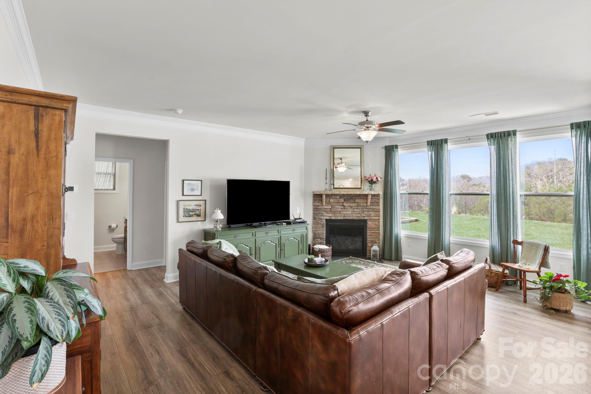 265 Fox Cove Road Hendersonville, NC 28792 - Photo 13 of 45