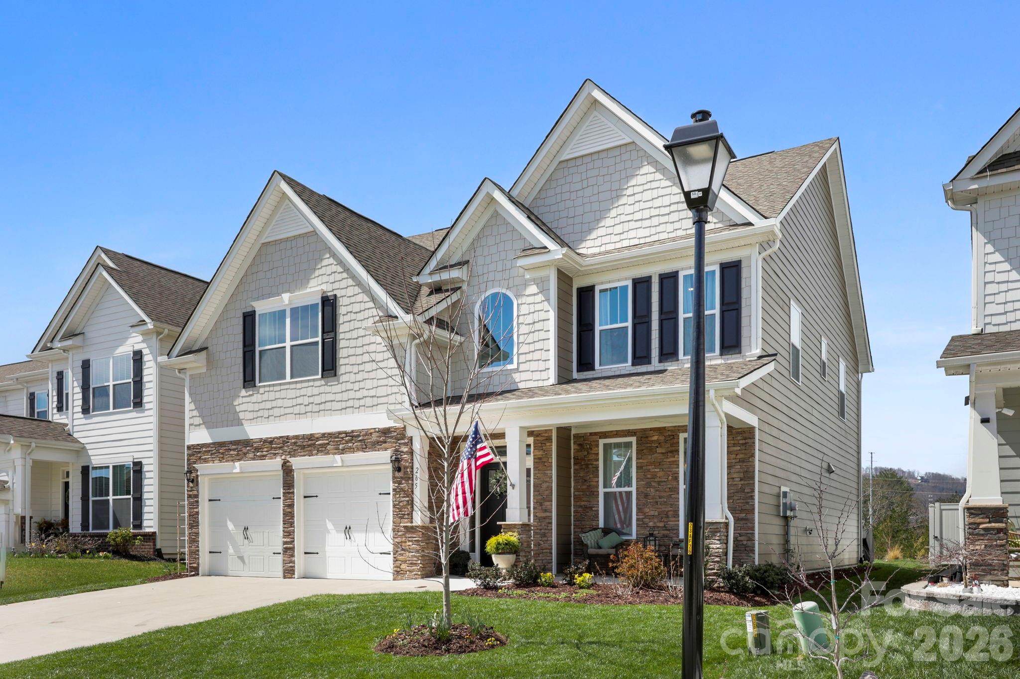 265 Fox Cove Road Hendersonville, NC 28792 - Photo 3 of 45