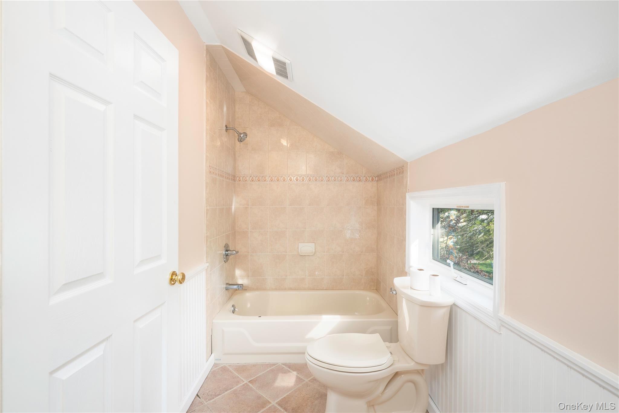 299 Baxtertown Road Fishkill, NY 12524 - Photo 17 of 28