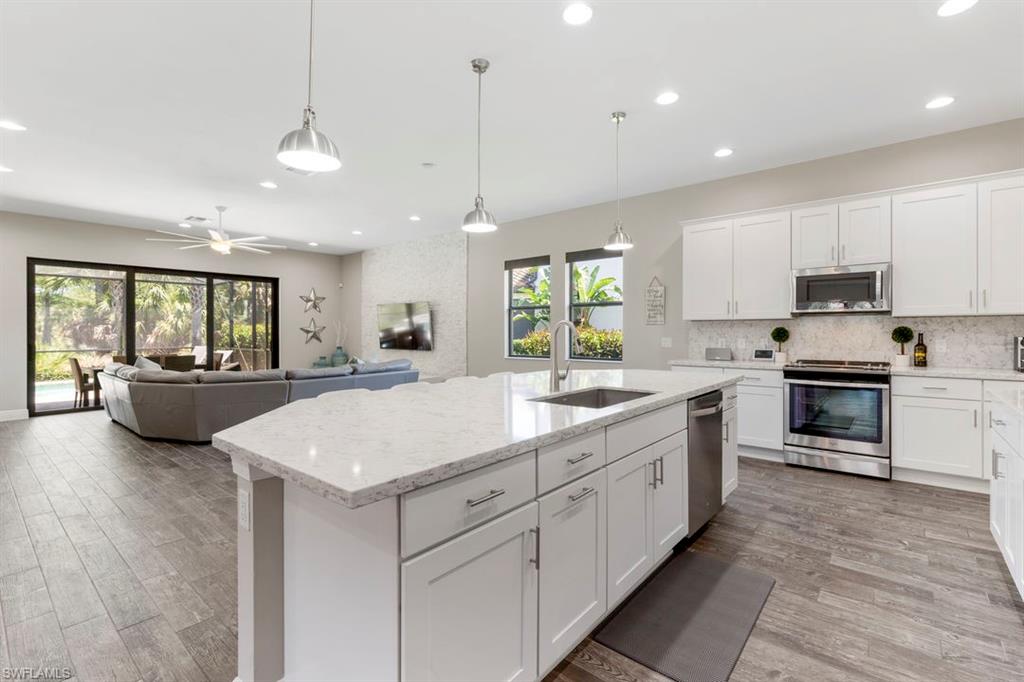 4143 Raffia Drive Naples, FL 34119 - Photo 8 of 31 Gallery Image 8